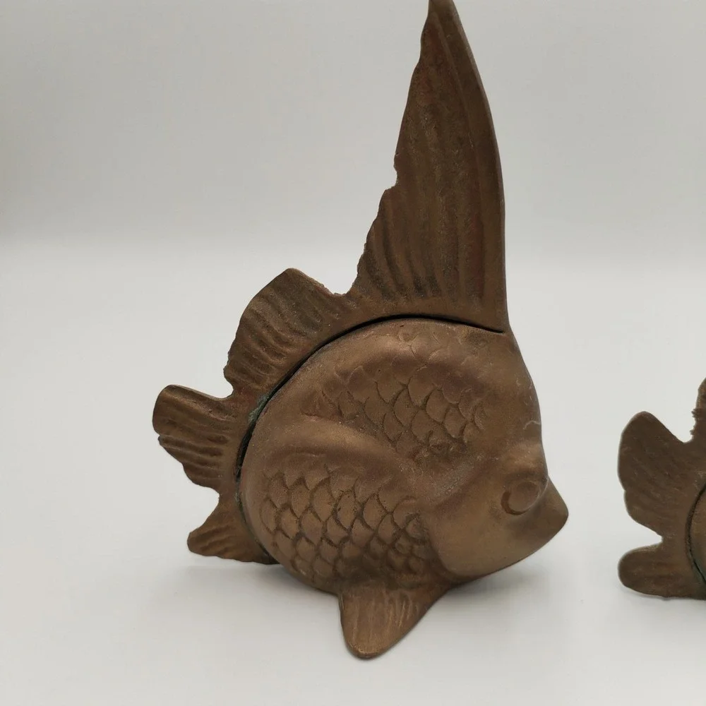 Vtg Solid Brass Fish Statues Figurines Pair Tropical Angelfish Set 2 MCM Beach